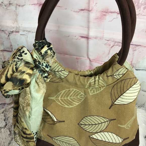 Thirty One Handbag - Picture 3 of 7